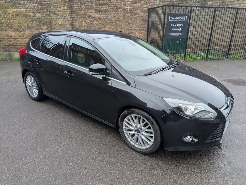 FORD FOCUS 1.0 T EcoBoost Zetec